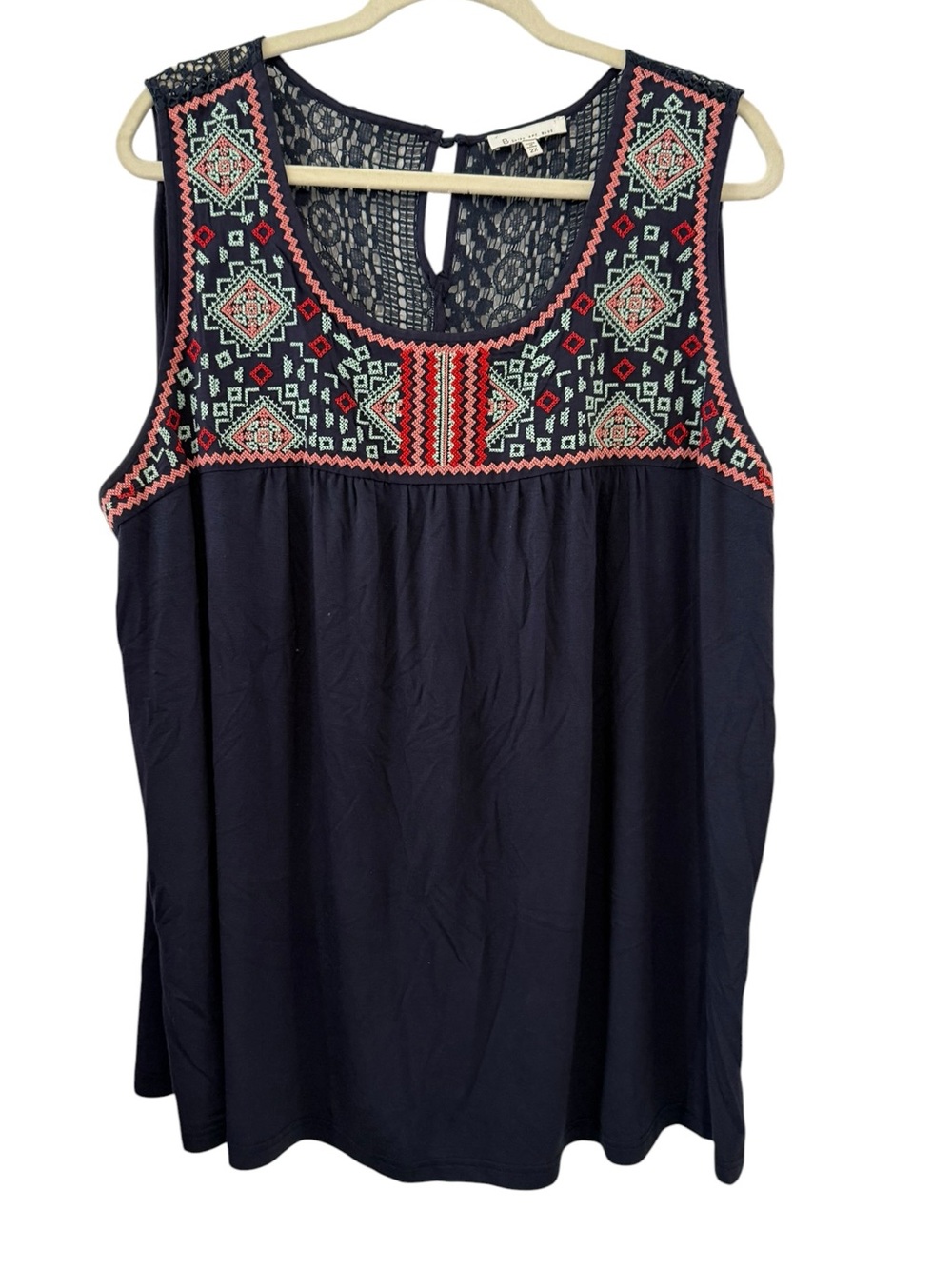 Skies Are Blue 2X Embroidered Lace Yoke Tank Navy Boho Sleeveless